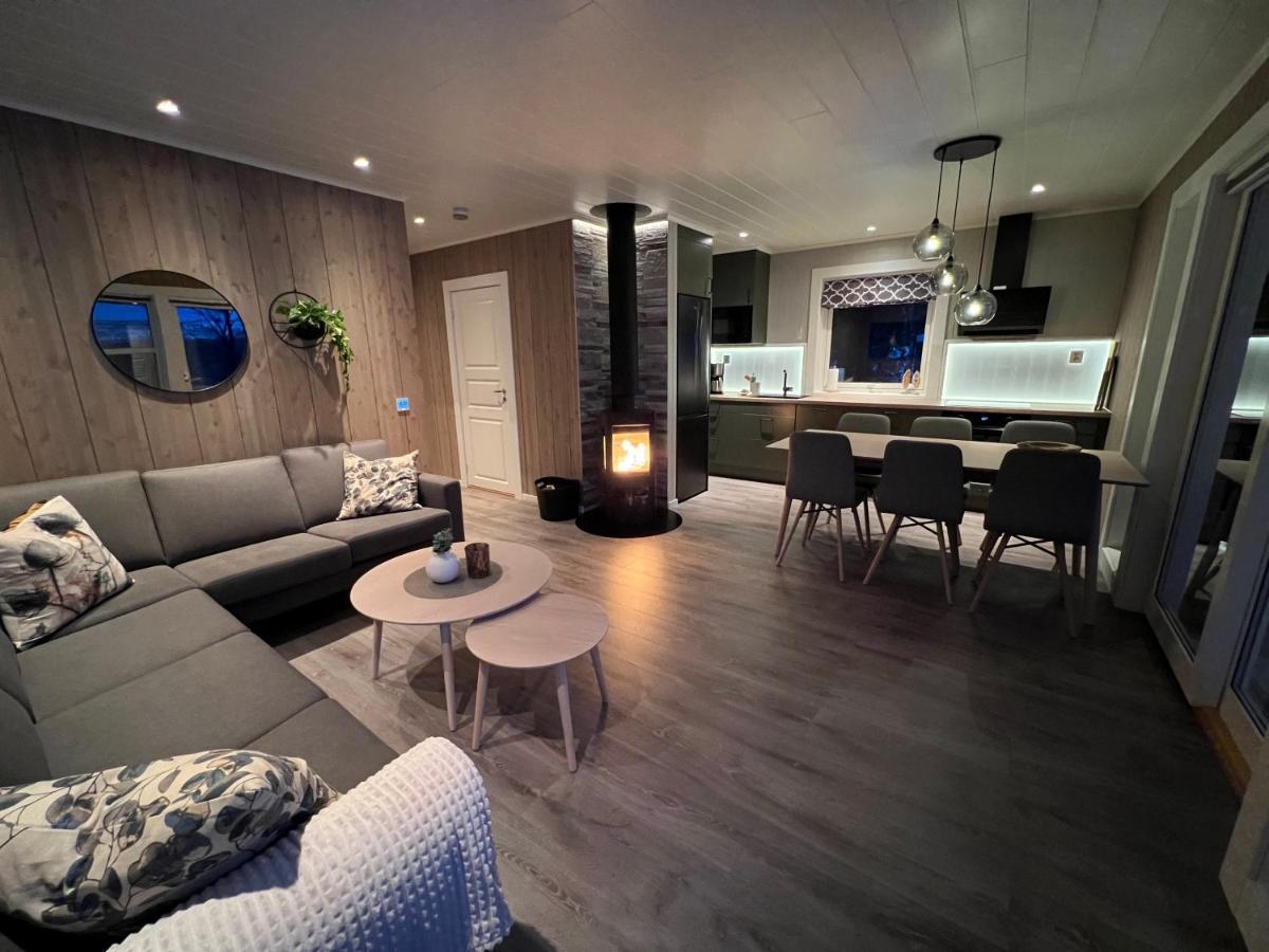 Olderfjord Lodge Russenes ภายนอก รูปภาพ